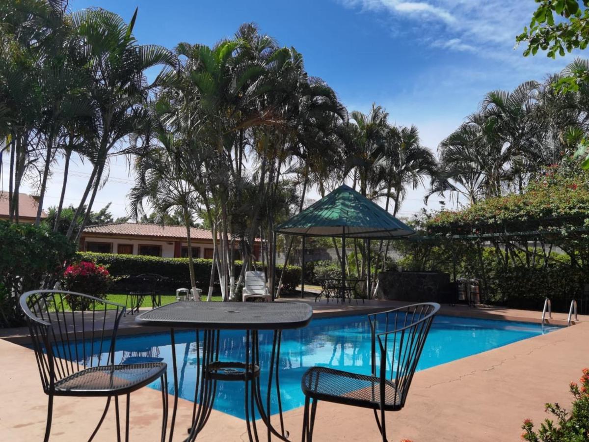 Hotel Bristol Aeropuerto Animas  外观 照片