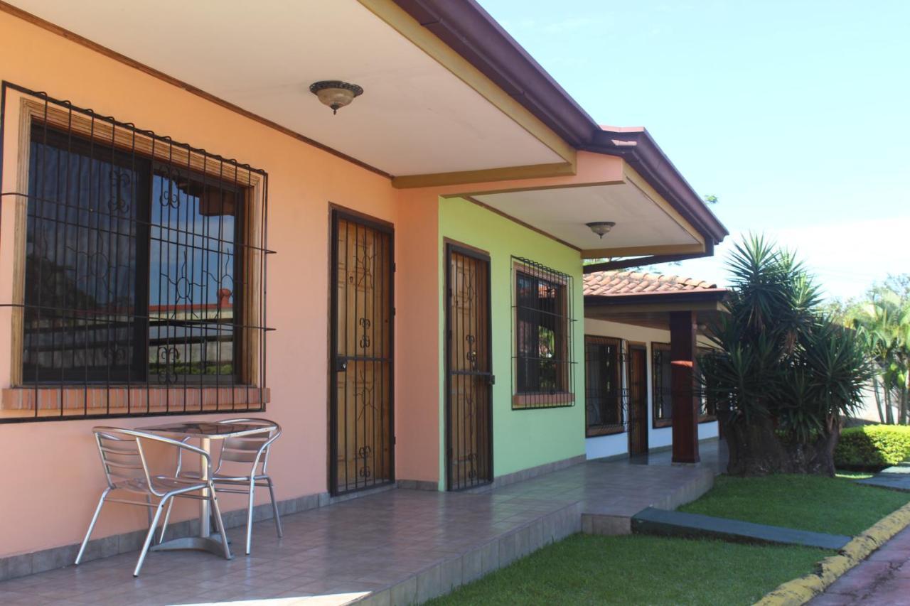 Hotel Bristol Aeropuerto Animas  外观 照片