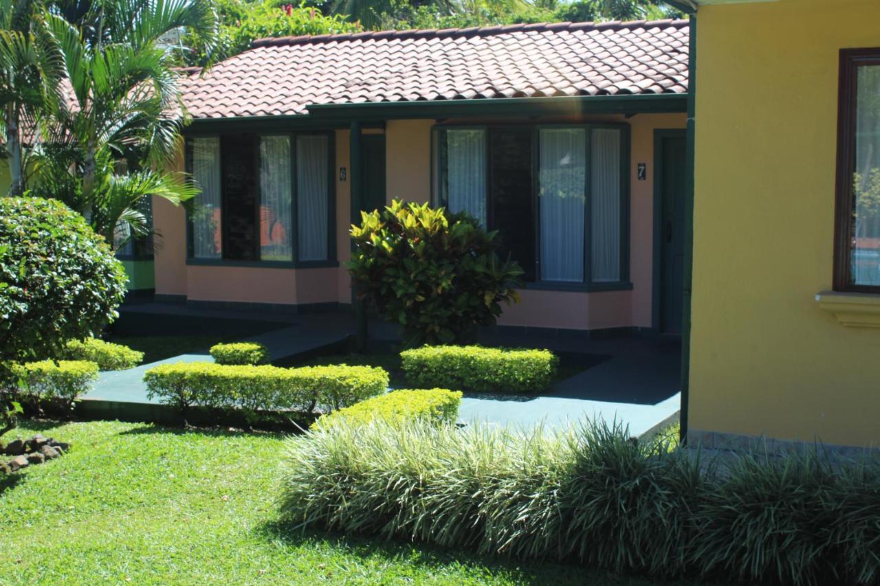 Hotel Bristol Aeropuerto Animas  外观 照片